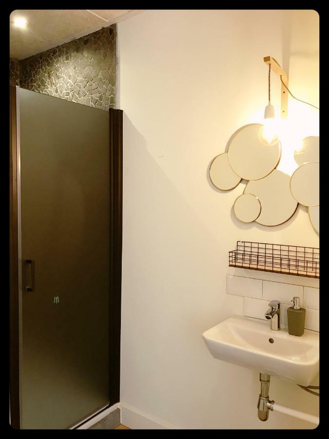 Trendy House 5min From Shoppingstreets Brügge