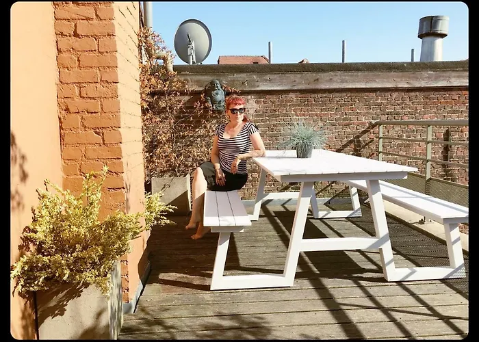 Trendy House 5Min From Shoppingstreets